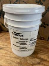 Condor Universal spill bucket