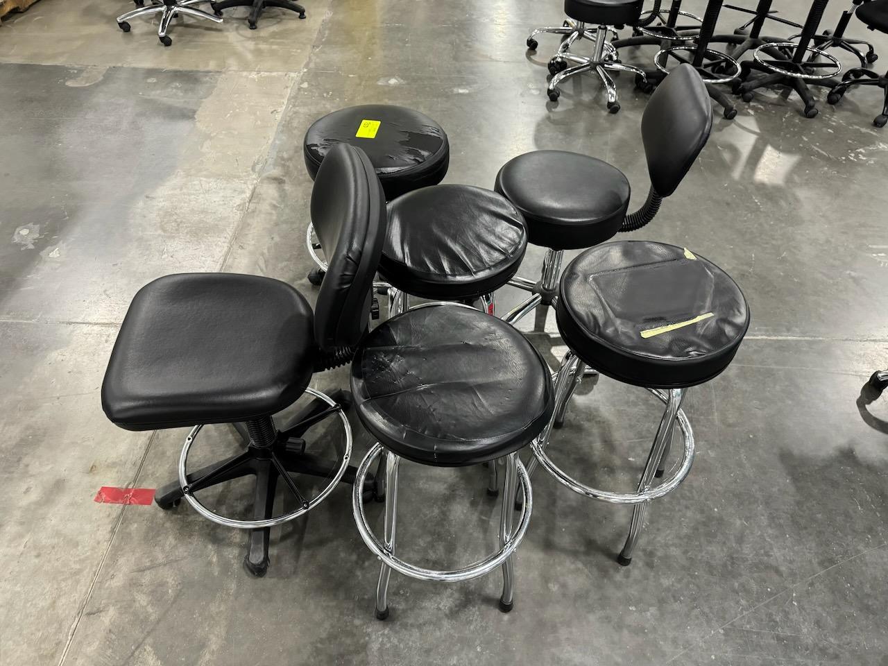 Stools/Chairs