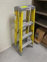 Werner 4' A-Frame Fiberglass ladder