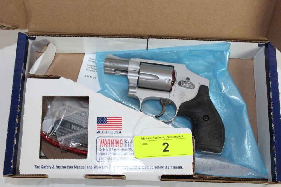 Smith & Wesson 642-2 .38 SPL+P 5-Shot Hammerless Revolver.