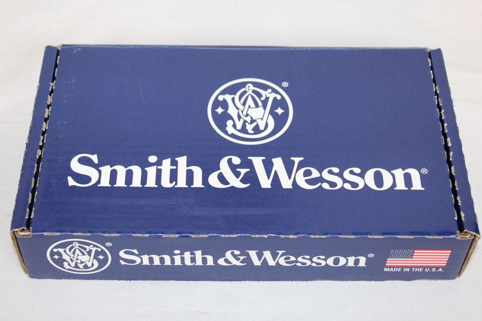 Smith & Wesson 638-3 .38 SPL+P 5-Shot Airweight Revolver.