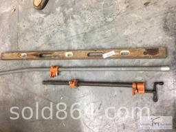 Pipe Clamps and 4 Ft Level