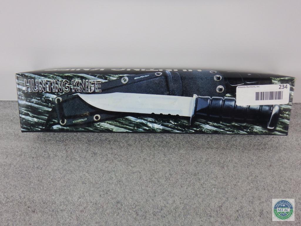 NEW - Hunting Knife with sheath