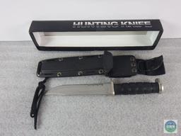 NEW - Hunting Knife with sheath