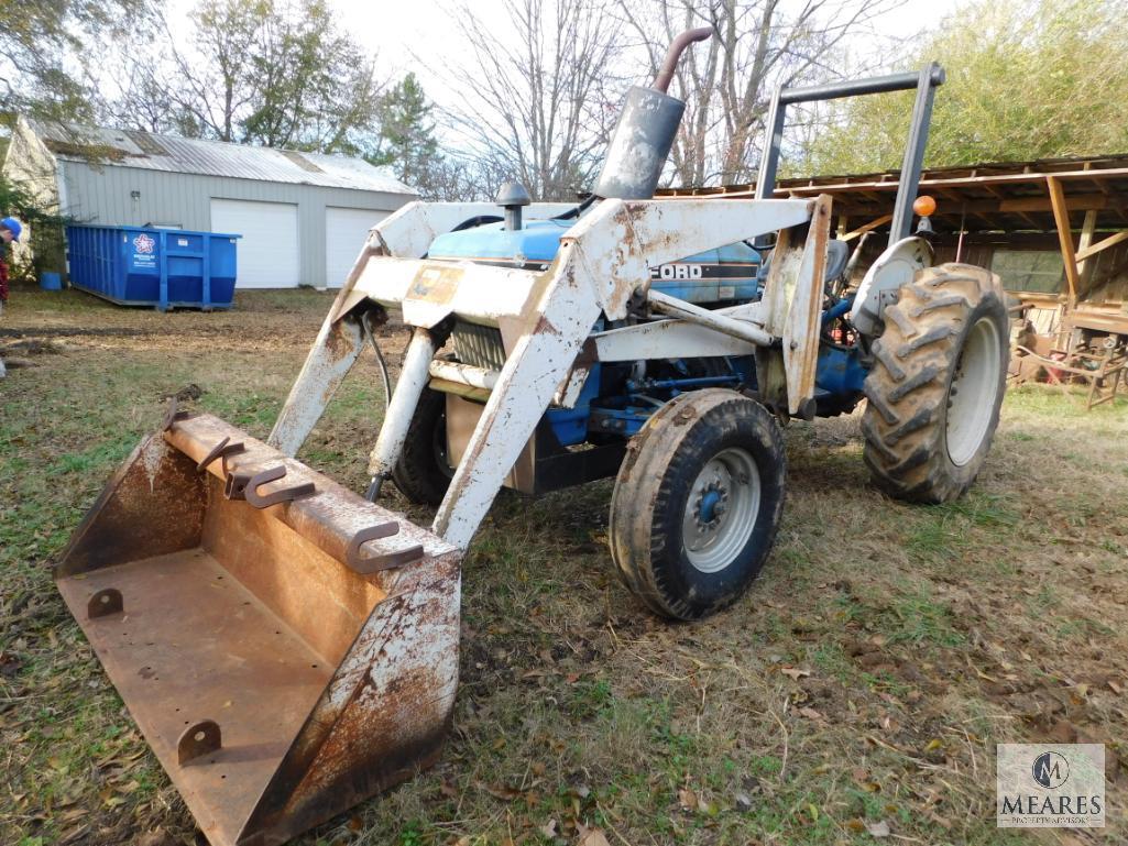 Ford 3910 Diesel Tractor with Bucket Scoop 3 Point Hitch Runs Great