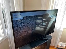 Toshiba 50L1350U 50" 1080p LED Television with Stand and Contents
