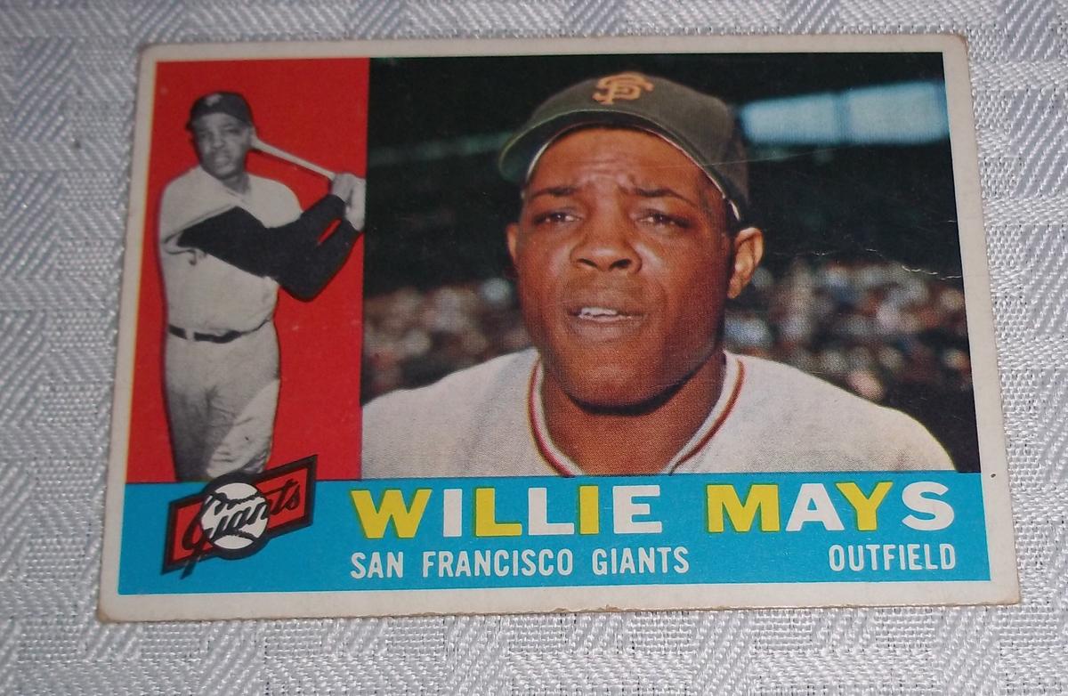 1960 Topps Baseball #200 Willie Mays Giants HOF Card