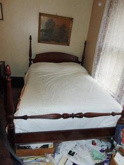 Vtg Cherry Wood Full Sized 4 Poster Bed, Mattress, Box Spring & Bedding