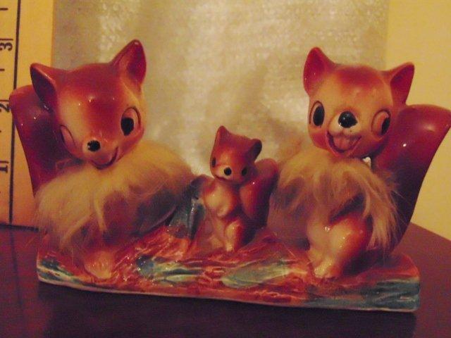Vtg Lefton China Bluebird & A Vtg Made In Japan Squirrels Figurine