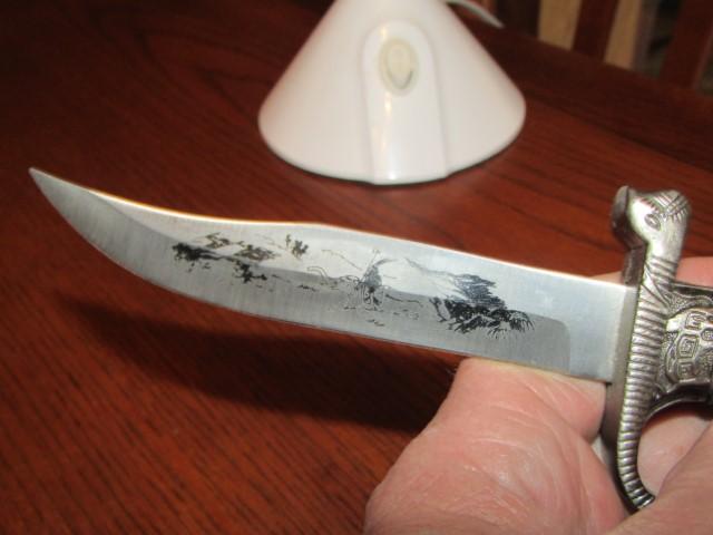 Elephant Themed Fixed Blade Knife And Sheath