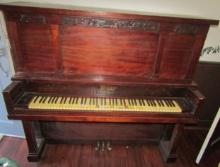 Antique Pre 1930s Walter's Piano Co. Upright Piano (Local Pick Up Only)