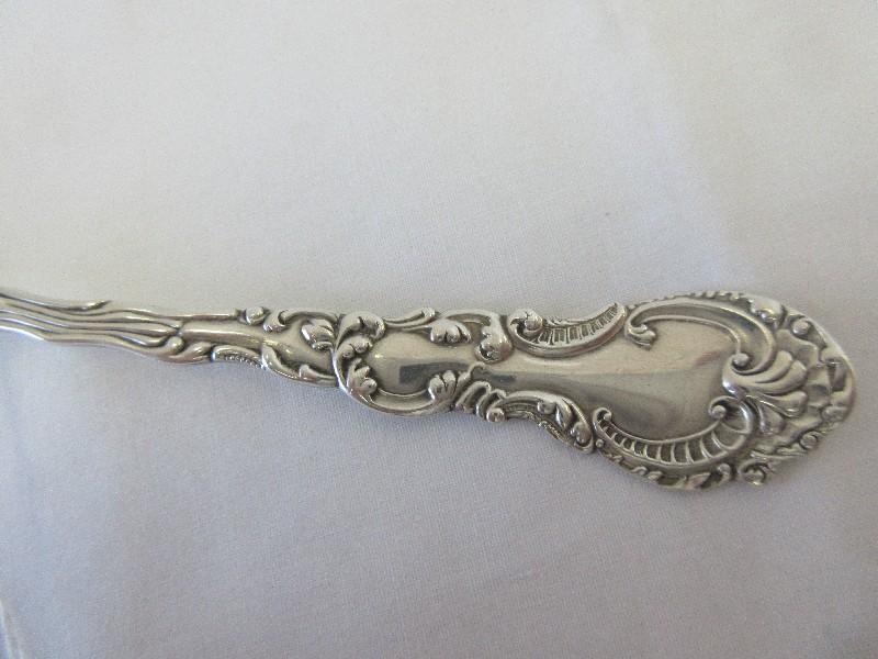 Sterling Classic Scrolled Leaves Pattern Sugar Shell Spoon
