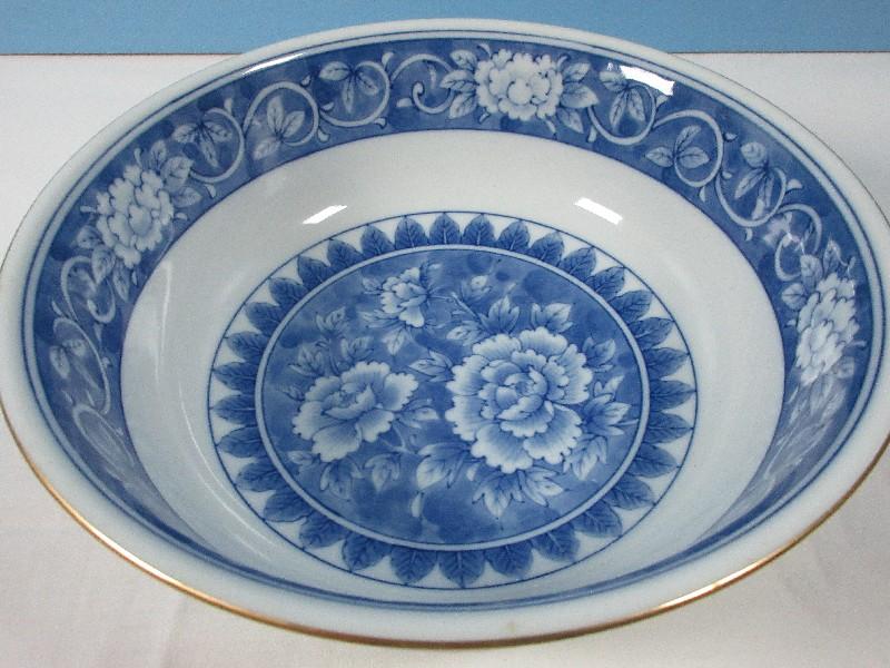 Tiffany & Co. Porcelain Footed 7 3/4" Round Bowl Imari Style Interior Blue/White Peonies
