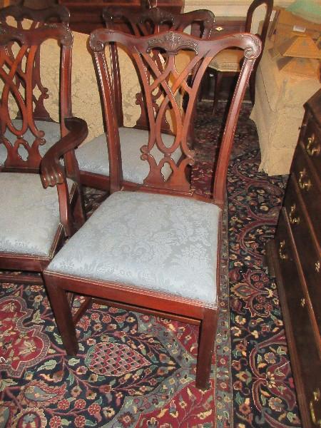 Set of 8 Henkel-Harris Co. Mahogany Chippendale Style Formal Chairs Intricate Back Splat, Broad