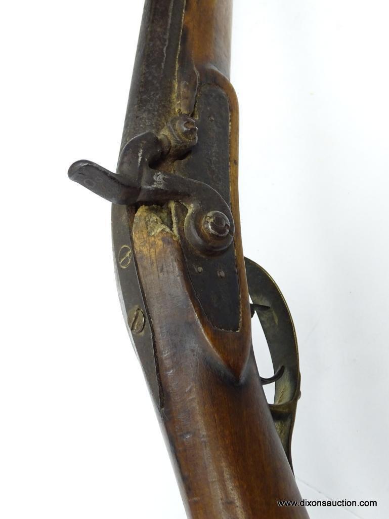 (SC) KENTUCKY LONG RIFLE. CONVERTED FROM A FLINTLOCK TO PERCUSSION CAP. FANCY BRASS BUTT PLATE WITH