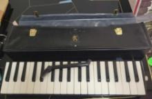 German Piano $2 STS