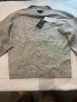 GUESS Ball Chain Madeira Sweater- Size XSmall- NEW- Retail $89