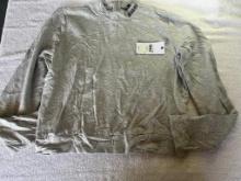 GUESS HArriet Top- Light Grey- Retail $49- *NEW- Size Large