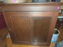 (DR) CHESTNUT CABINET WITH 4 SHELVES AND 1 DOOR, APPROXIMATE DIMENSIONS - 26" H X 26" W X 10" D, HAS