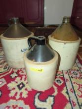 (KIT) LOT OF 3 ASSORTED SIZES OF WHISKY JUGS, WHAT YOU SEE IN PHOTOS IS WHAT YOU WILL RECEIVE SOLD