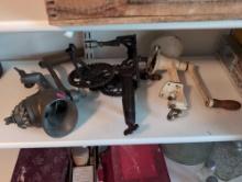 (BR2) 3 PC. VINTAGE LOT TO INCLUDE A (DR)GM WHITE PAINTED METAL MEAT GRINDER, A CAST IRON APPLE