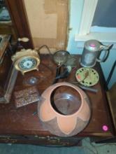 (BR3) LOT OF ITEMS TO INCLUDE, TERRACOTTA VASE MADE IN MEXICO 6"H, LEATHER WALLET. HORN MAGNIFYING