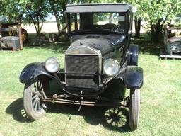 1927 Ford Model T 2-door coupe