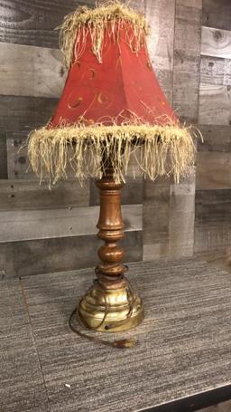 BALUSTER ECCENTRIC TABLE LAMP