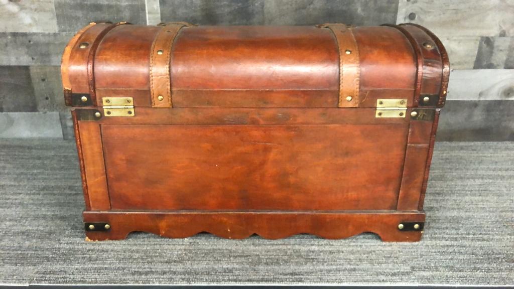 SMALL WOOD TRUNK WITH VINYL STRAPS