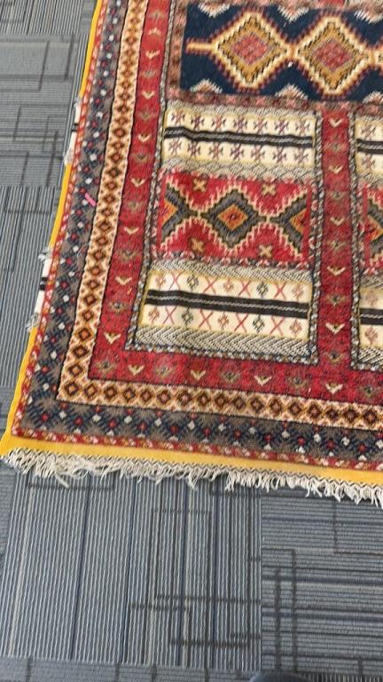 MOROCCAN GEOMETRIC HANDKNOTTED RUG