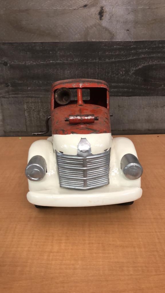 BUDDY L FIRE & CHEMICAL PRESSED STEEL TRUCK