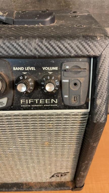 FENDER G-DEC 3 DIGITAL ENTERTAINMENT CENTER AMP