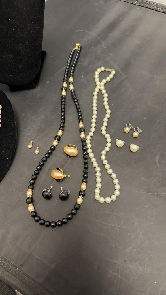 5) PEARL & BEAD NECKLACES WITH MATCHING EARRINGS