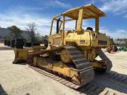 CAT D5H CRAWLER TRACTOR SN:1DD04424 powered by Cat diesel engine, equipped with OROPS, 6 way blade,