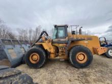 CASE 921C RUBBER TIRED LOADER SN:JEE0093054 powered by Cummins QSMII diesel engine, equipped with