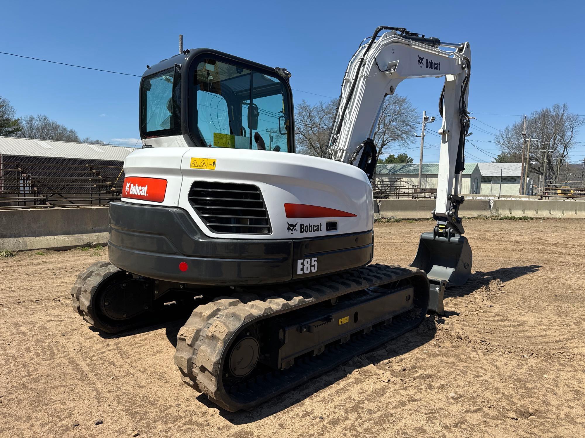 NEW UNUSED 2023 BOBCAT E85 HYDRAULIC EXCAVATOR... SN:15010 powered by diesel engine, equipped with