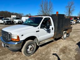2001 FORD F350XL WELDING TRUCK VN:1FDWF37S41EB22281 powered by V10 gas engine, equipped with manual