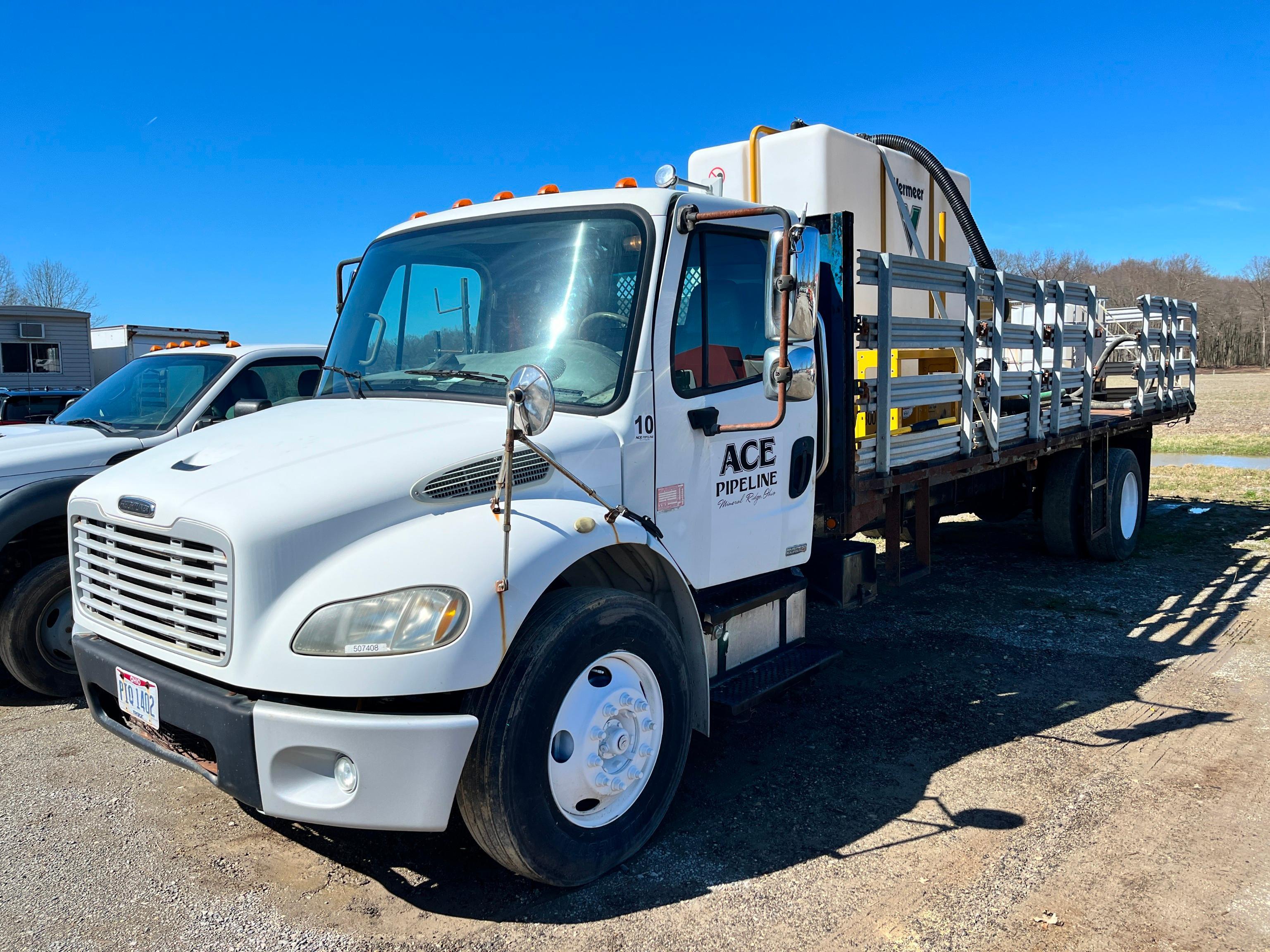 2007 FREIGHTLINER BUSINESS CLASS M2 106 STAKE TRUCK VN:7HY10631 powered by Cat C7 diesel engine,