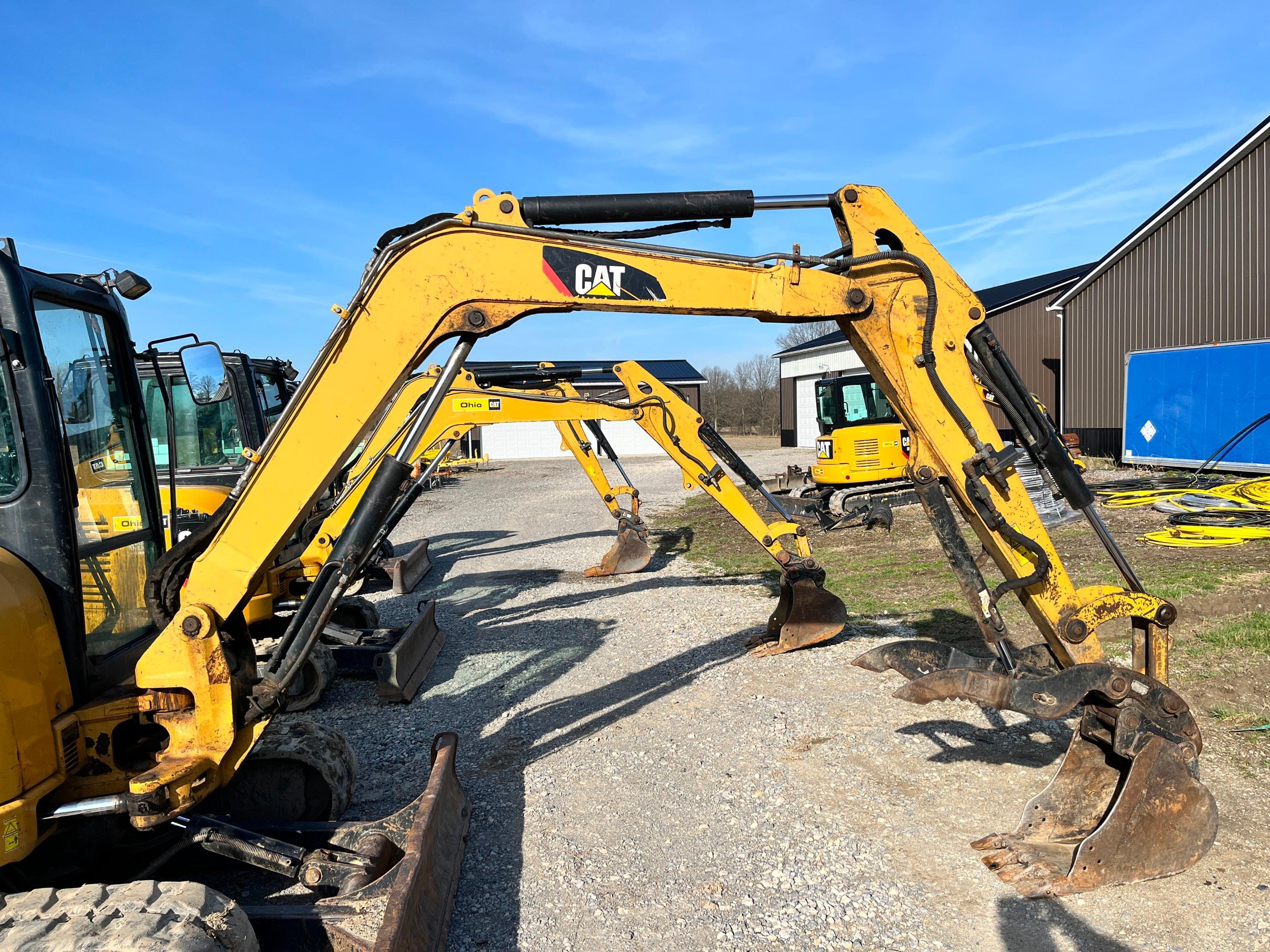 2014 CAT 305ECR HYDRAULIC EXCAVATOR SN:XFA03486 powered by Cat C2.4 diesel engine, equipped with
