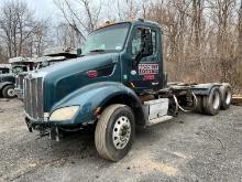 2014 PETERBILT 579 TRUCK TRACTOR VN:1XPBDPOXOED245656 no engine, no transmission, equipped with 2