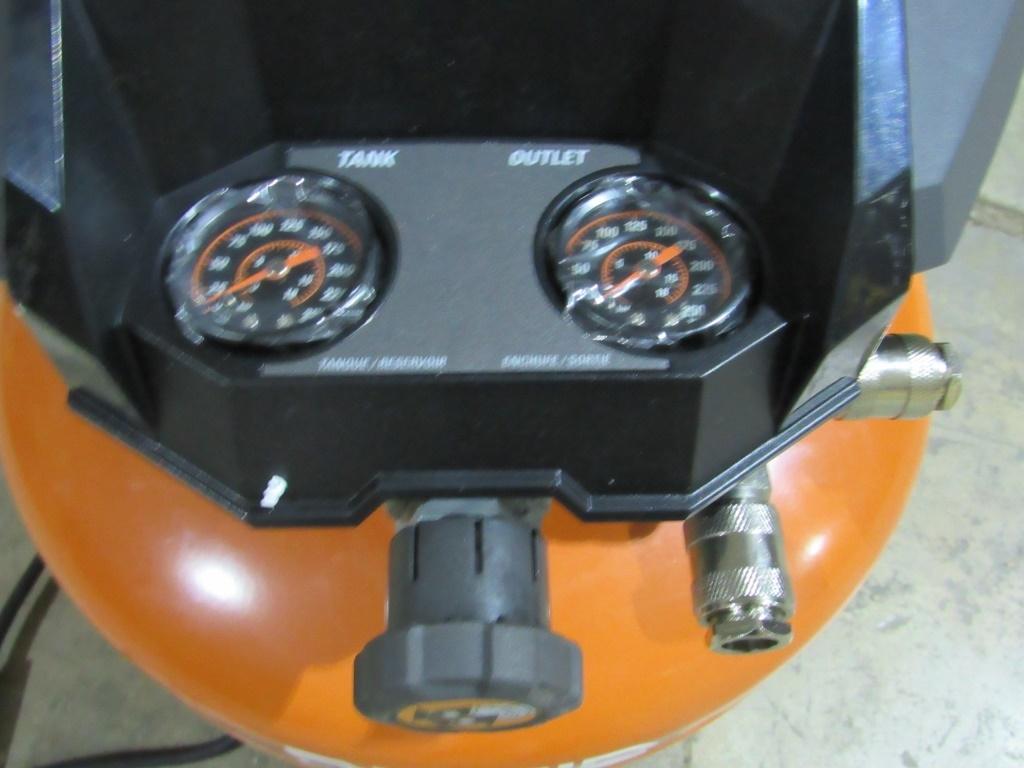 Ridgid 6 Gallon Air Compressor-