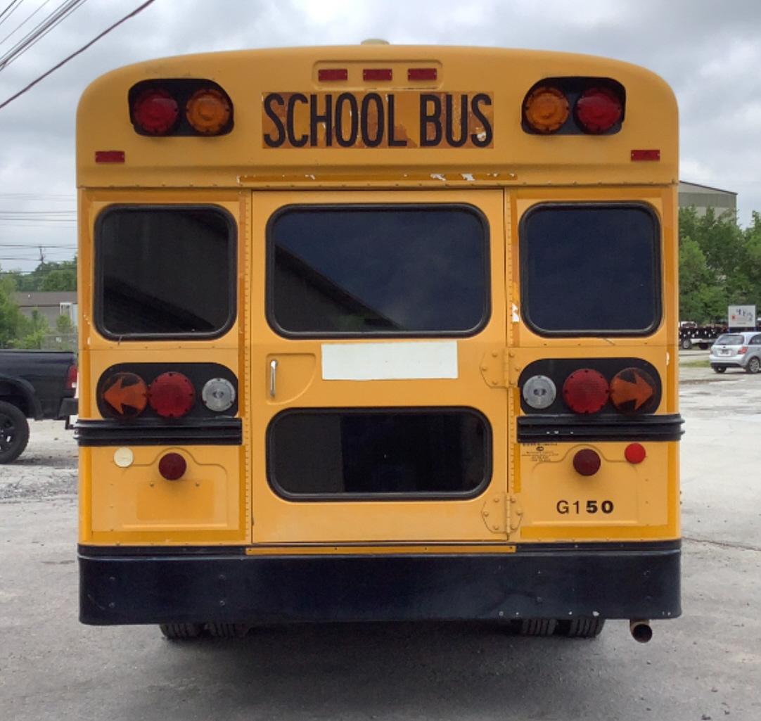 2003 Chevrolet Express 3500 Short School Bus 4x2