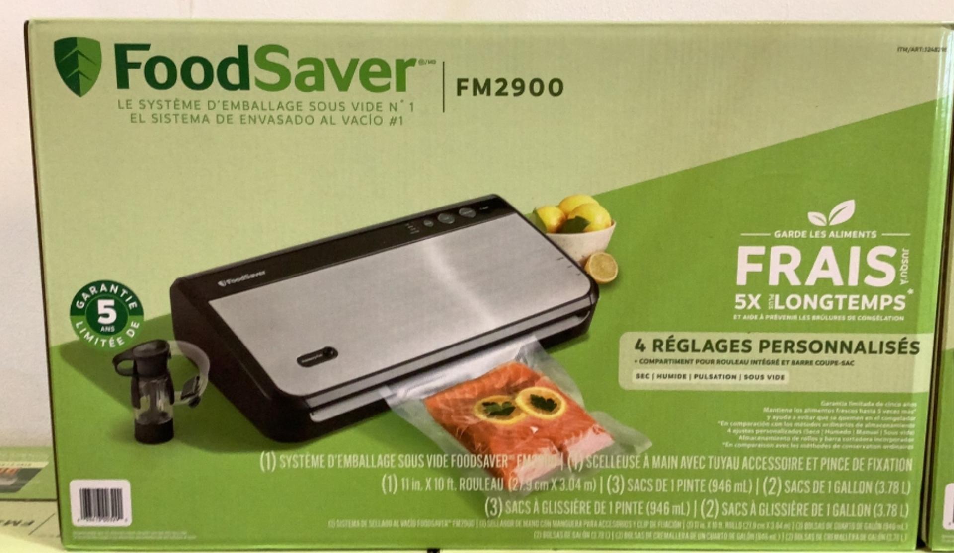 (5) FoodSaver Vacuum Sealing Systems FM2900