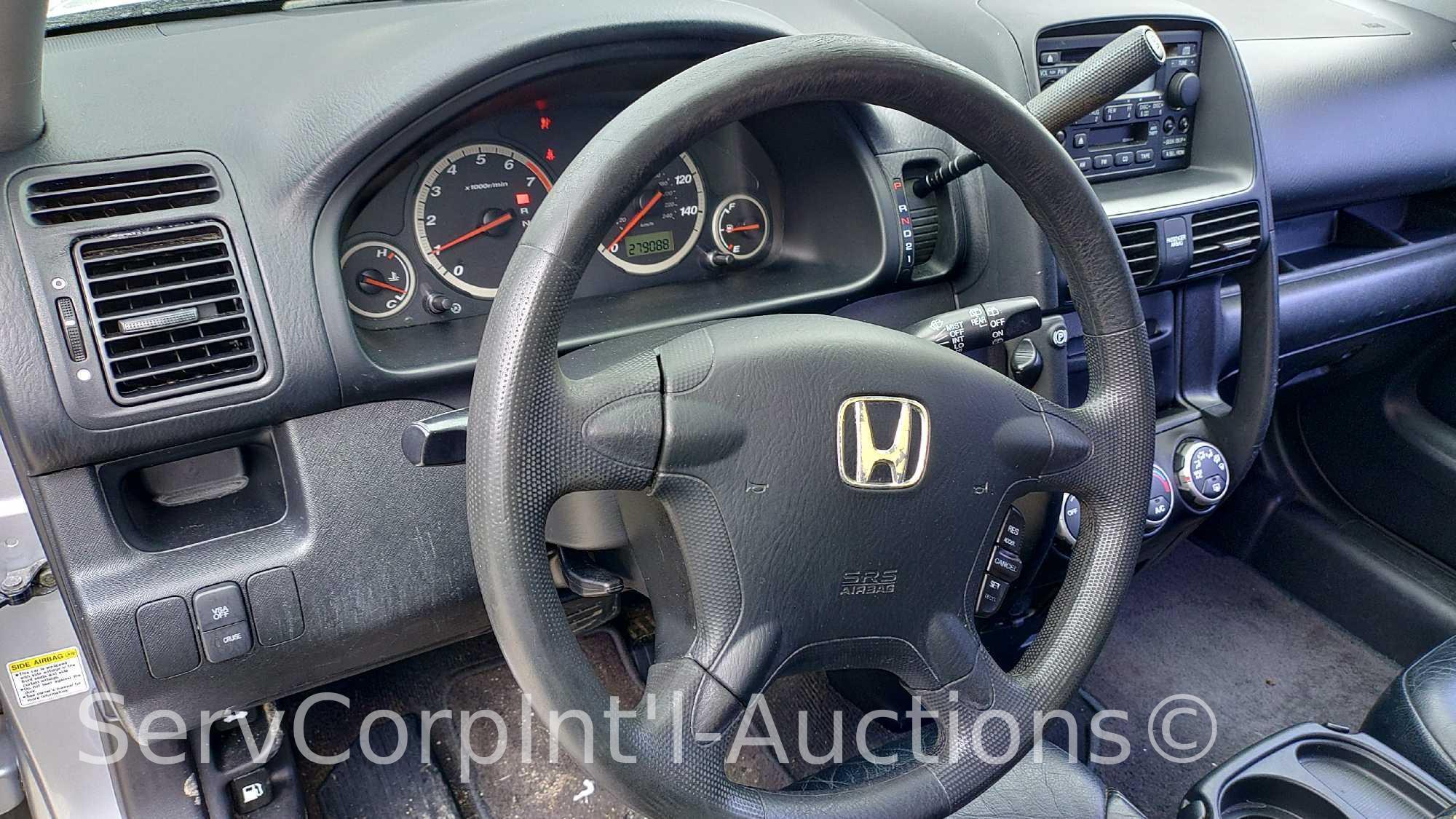 2005 Honda CR-V Multipurpose Vehicle (MPV), VIN # JHLRD68525C013100
