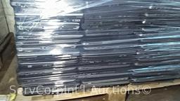 Lot on Pallet of Various HP & Dell Laptops - No Chargers (Seller: St. Tammany Parish School Brd)