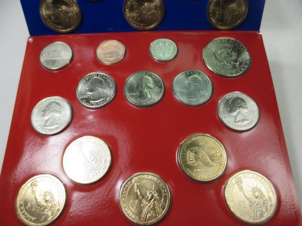 t-14 2010 U.S. Mint set in mint package