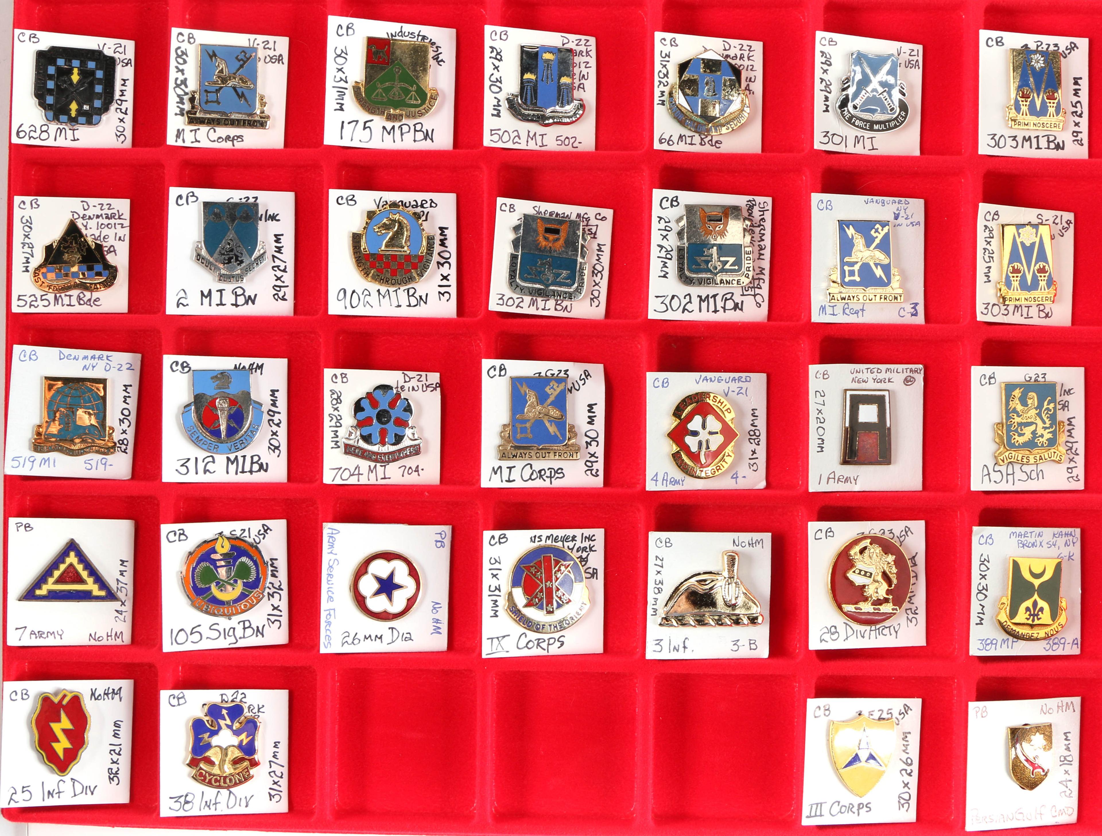 U.S. Army Crest Pins (32)