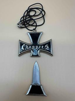 CHOPPERS NECKLACE WITH KNIFE