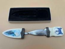 WOLF PRINT KNIFE CASE WITH 3" BLADE KNIFE