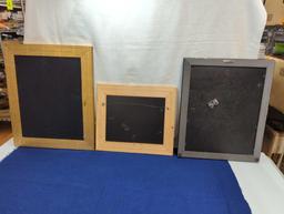 3 PICTURE FRAME 17.5"x14.5", 13.5"x 11.5", 16.5"x13.5" FROM LEFT TO RIGHT
